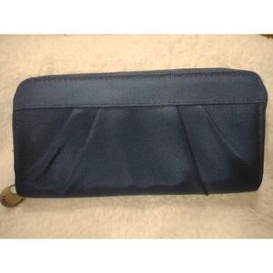 Travelon Anti‎ Theft RFID Blocking Accordion Wallet Navy Blue